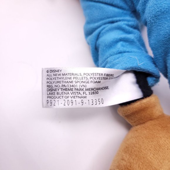 Disney Parks Exclusive Goofy Plush Toy - Picture 5 of 6